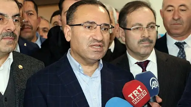 'Dini konularda bilenlerin konuşması esastır'
