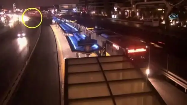 Doğum günü dönüşü feci kaza kamerada