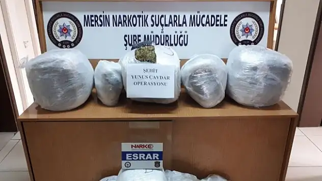 Durdurulan kamyonda 65 kilo esrar ele geçirildi