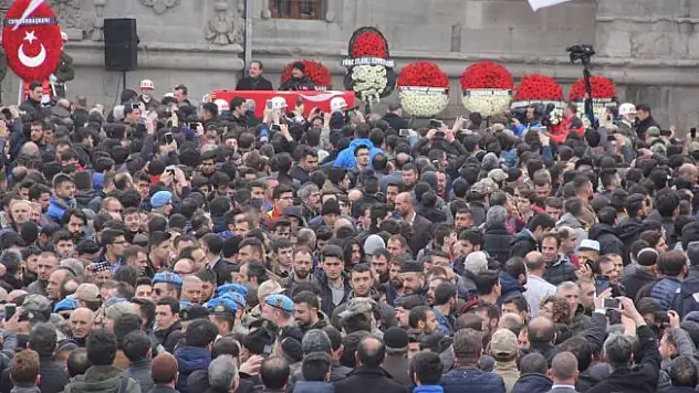 Erdoğan şehit teğmenin cenaze törenine katıldı