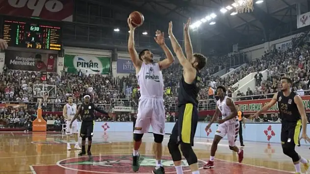 Fener Karşıyaka deplasmanında kazandı