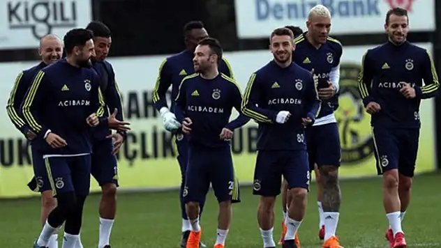 Fenerbahçe derbi hazırlıklarını sürdürdü