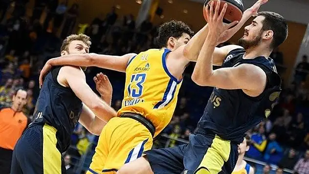 Fenerbahçe Doğuş deplasmandan galip ayrıldı