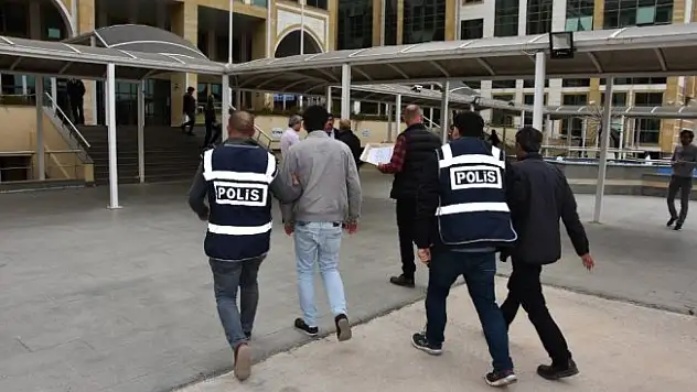 FETÖ'nün Hava Kuvvetleri yapılanmasına operasyon