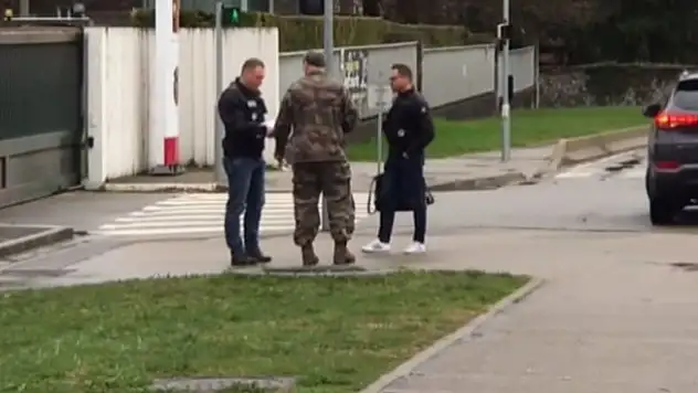 Fransa'da askerlere saldırıyla ilgili bir gözaltı