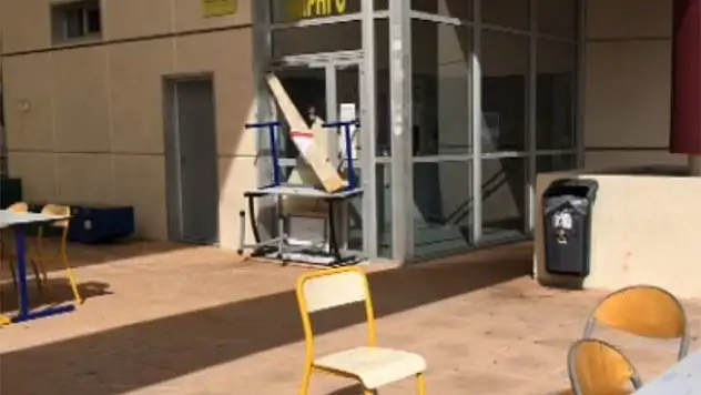 Fransa'da hayat felç