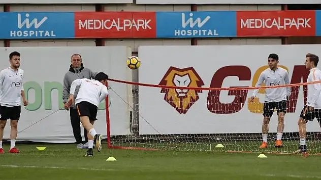 Galatasaray eksik başladı