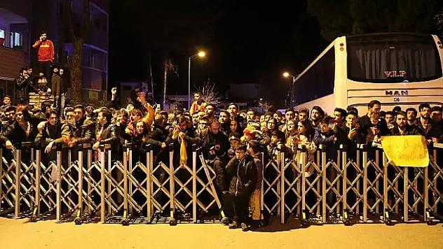 Galatasaray'a coşkulu karşılama