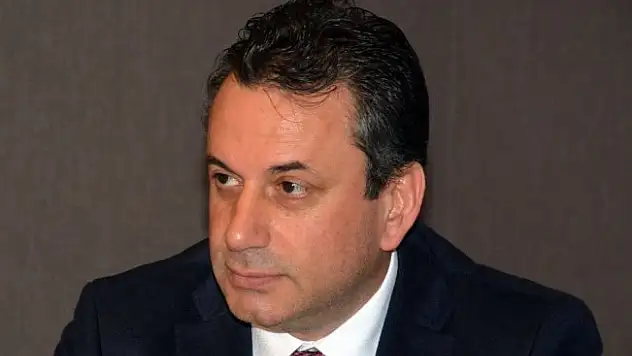 Hekimoğlu'ndan başkan adayı Ahmet Ağaoğlu'na destek