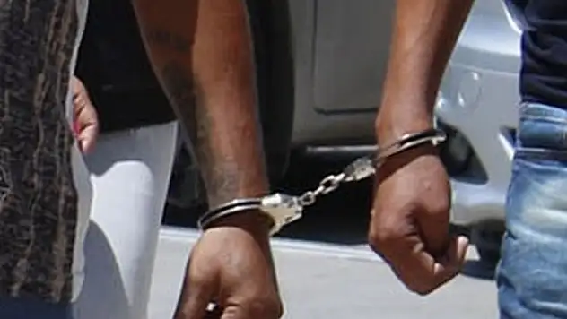 İhraç edilen polislere FETÖ operasyonu: 34 gözaltı