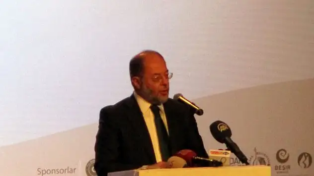 'İslam coğrafyasında maalesef kan ve gözyaşı var'