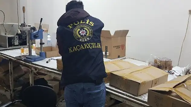 İstanbul'da 2 milyon TL'lik sahte parfüm operasyonu