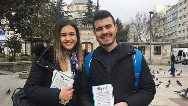 İstanbullular toplu taşımada kitap okuyacak