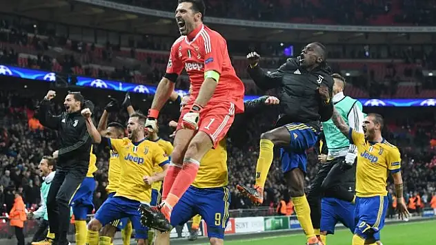 Juve ve City çeyrek finalde