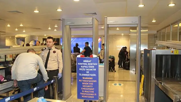 Kaçak yolculara sirenli önlem