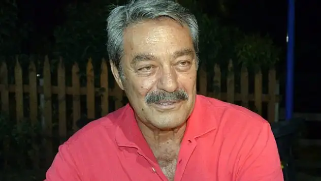 Kadir İnanır'dan haber var
