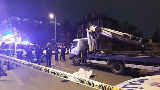 Karşıdan karşıya geçerken canından oldu