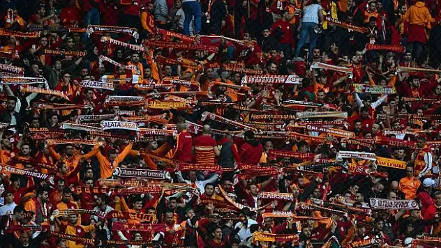 Karşılaşmayı 42 bin 587 seyirci izledi