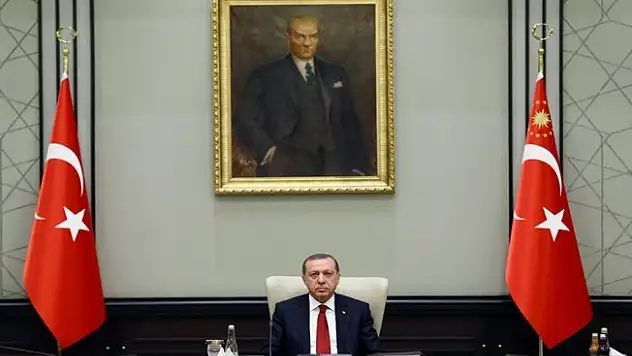 Katar Dışişleri Bakanını kabul etti