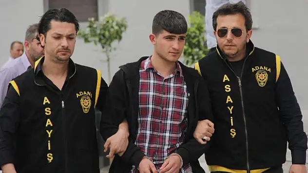 Kavgayı ayırmaya gitti, adam öldürdü