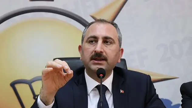 'KHK ile vatandaşa 'lekelenmeme' hakkı getirdik'