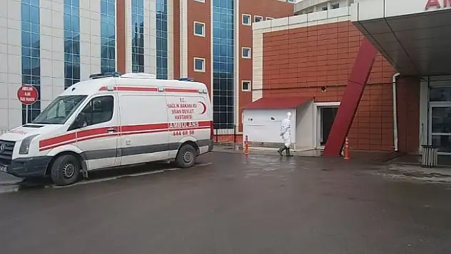 Koliden çıkan gaz 14 kişiyi zehirledi