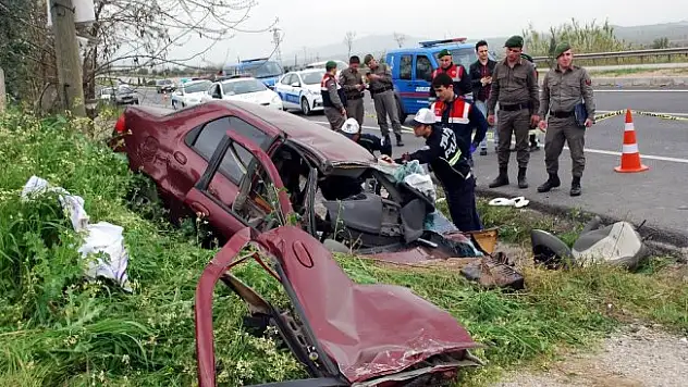 Manisa'da feci kaza: 3 ölü