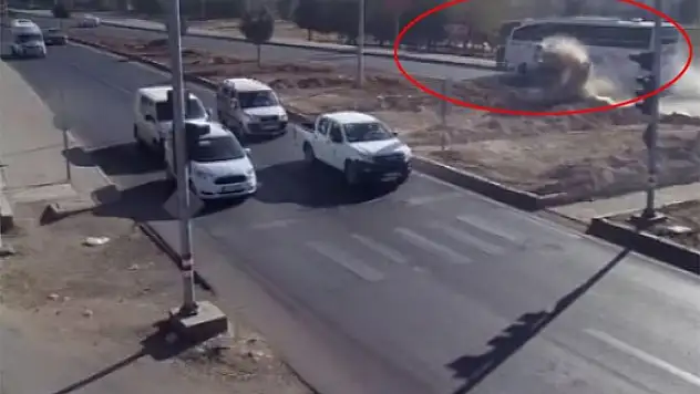 Mardin'de otobüs aracı biçti