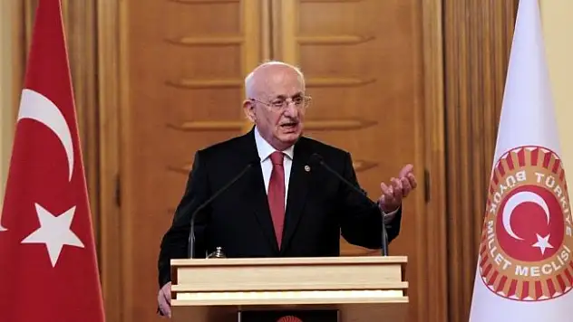 'Meclis bir kavga yeri değildir'