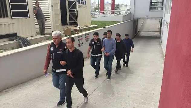 Muvazzaf askerlere FETÖ operasyonu