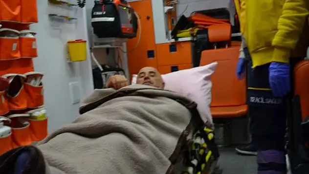 Önce çarptı, sonra darp etti