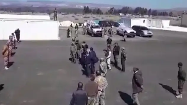 ÖSO askerleri Afrin yolunda