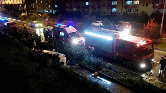 Otomobil istinat duvarından düştü: 1 ölü, 3 yaralı