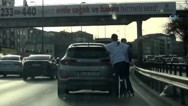Patenli gençlerin tehlikeli yolculuğu kamerada