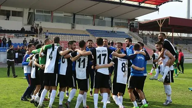 Pepe İçelspor'u kutladı