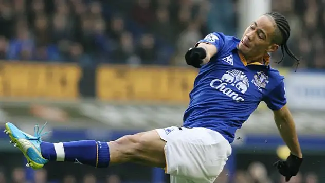 Pienaar futbolu bıraktı