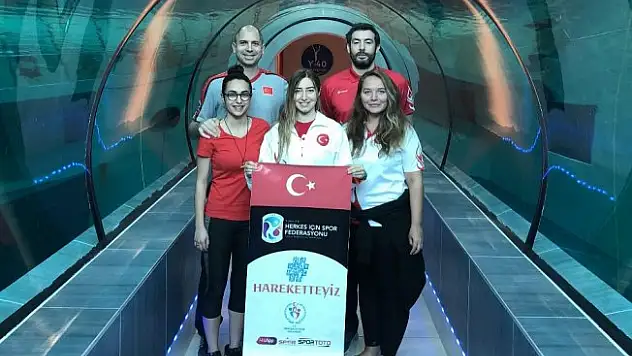 Şahika Ercümen, dünyanın en derin havuzuna daldı