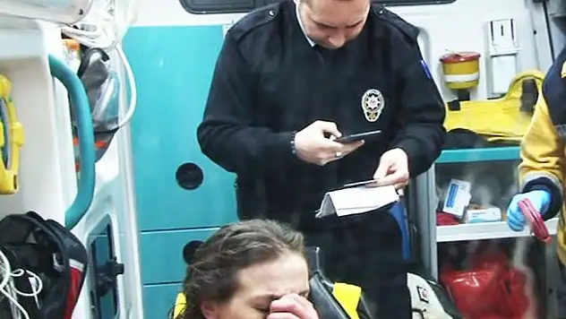 Sarıyer'de denize atlayan kadın son anda kurtarıldı