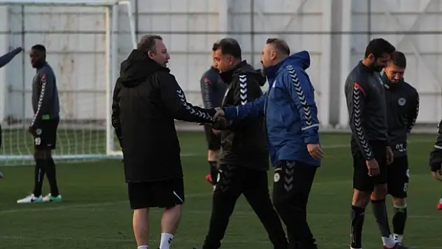 Sergen Yalçın Konyaspor'da ilk antrenmanına çıktı