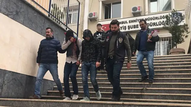 Seri gaspçılar otomobilde uyurken yakalandı