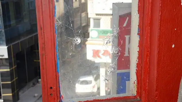 Taraftar derneğine kurşun yağdırdılar