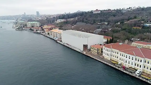 Tarihi Kabataş Erkek Lisesinde tartışmalı restorasyon