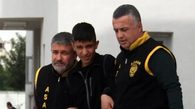 Tekmeyle 2 aylık bebeğin ölümüne neden oldu, güldü