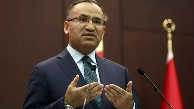 'Televizyonlarda din anlatanlara sesleniyorum...'