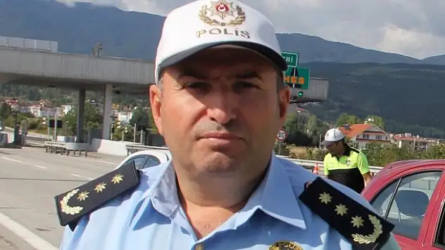 Trafik kuralını ihlal eden amirine ceza kesti
