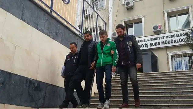 Üsküdar'da 'yan baktın' kavgası: 1 ölü