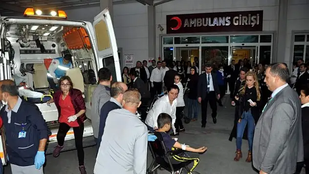 Yedikleri yemekten zehirlenen 140 öğrenci taburcu oldu