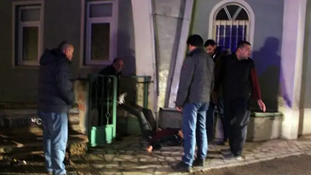 Yine bonzai: Oracıkta kala kaldı