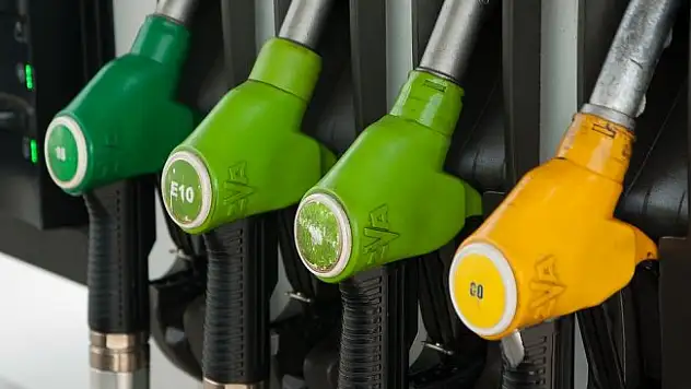 Araç Sahipleri Dikkat! Motorin ve Benzine İndirim Geliyor