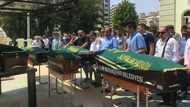 İzmir'de Feci Kaza 5 Ölü